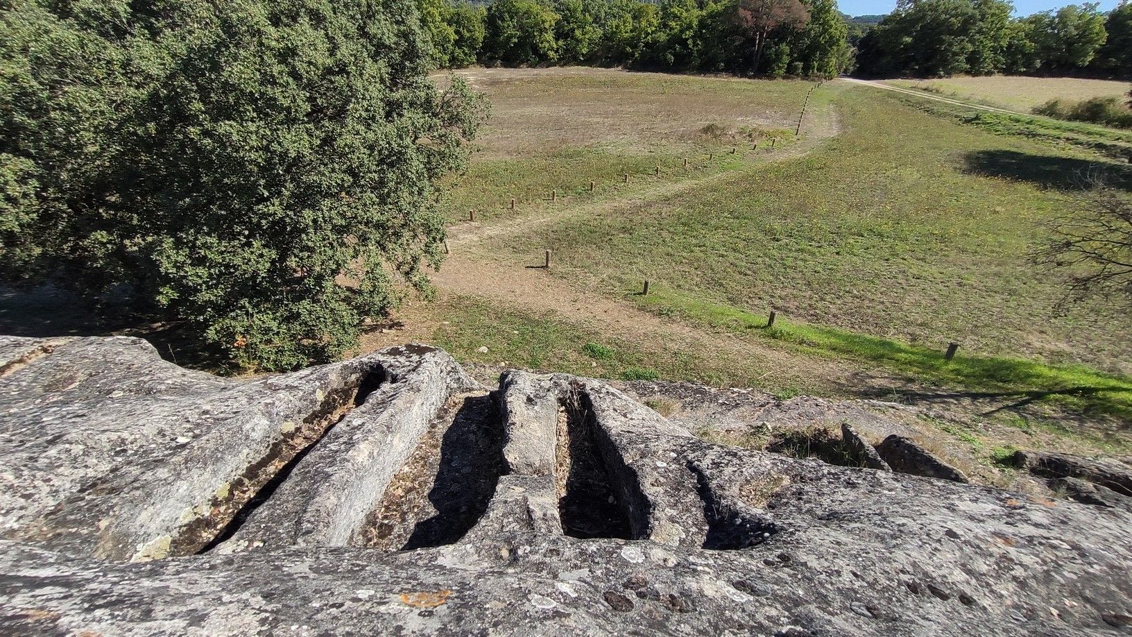 Necrópolis altomedieval Santa Mª de Tejuela